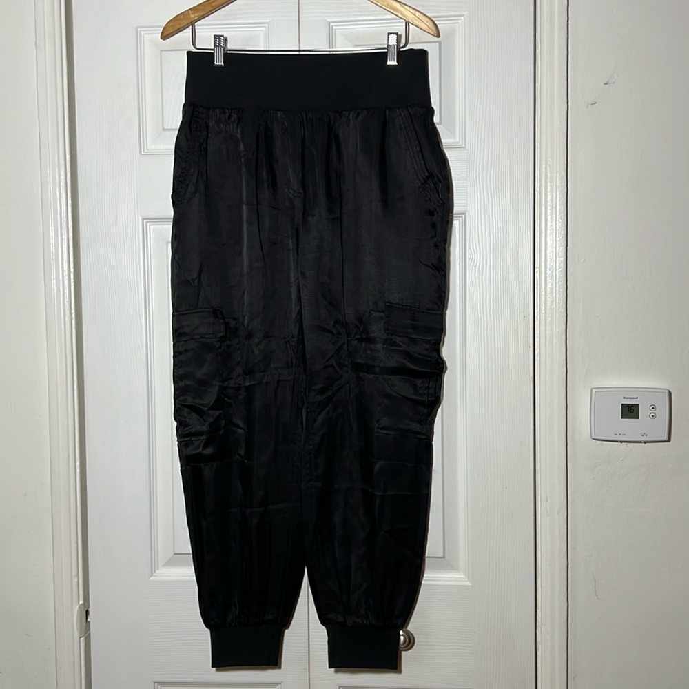 Cinq a sept Black Satin Jogger Pant XL - Picture 2 of 11